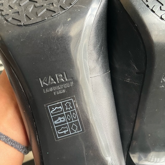 Karl Lagerfeld Paris Black Smooth Leather Kitten Heel Pumps - Picture 9 of 9